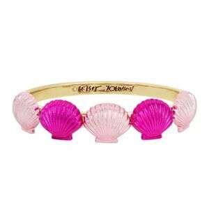 NEW | Betsey Johnson | Pink Seashell Hinged Bangle Bracelet